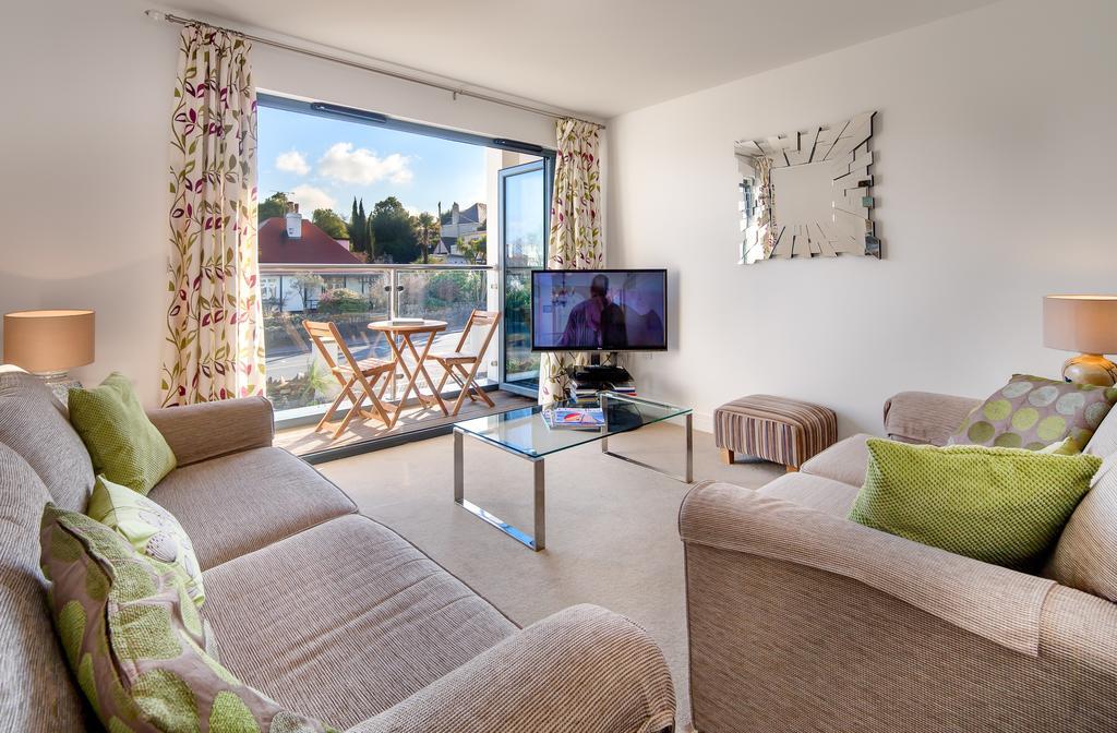 Beaches - South Sands Beach House Torquay Room photo